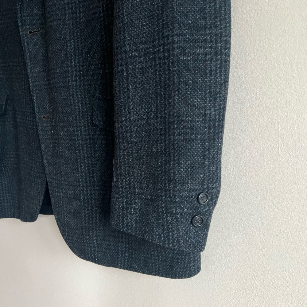 Ivy Trad 3/2 Roll Navy Plaid Wool Sportscoat - Picture 9 of 9